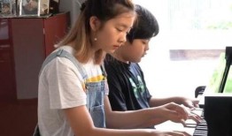 黄磊女儿遭同学爆料视频,同学爆料视频引发热议