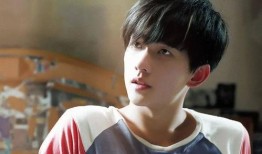 娱乐爆料杨洋圈内人缘,娱乐圈中的“人缘王”，揭秘明星间的友谊之谜